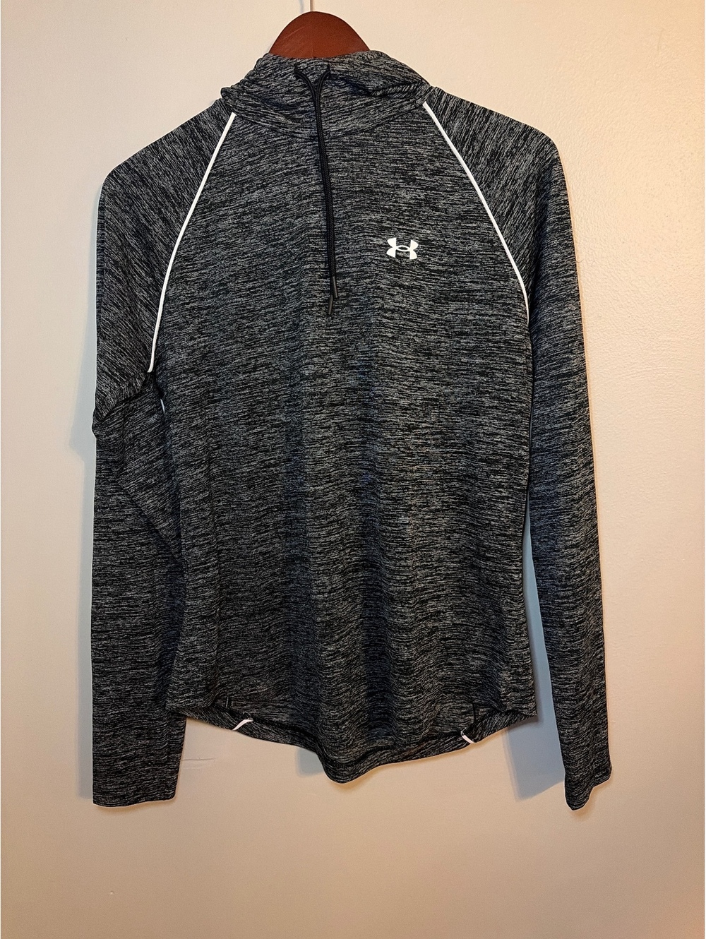 Under Armour Women's Loose Fit Black Gray Hoodie Sweatshirt Size LG